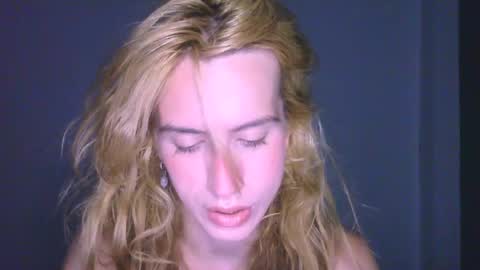 Snapshot of thedollxxxperience chatting on March 19, 2026, 4:00 pm Yolanda online show from March 19, 2026, 4:00 pm