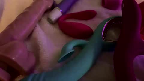 thedragonfly219 online show from April 25, 2026, 11:57 am