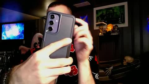 H online show from October 15, 2025, 4:40 pm