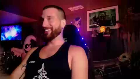 H online show from October 17, 2025, 8:11 pm