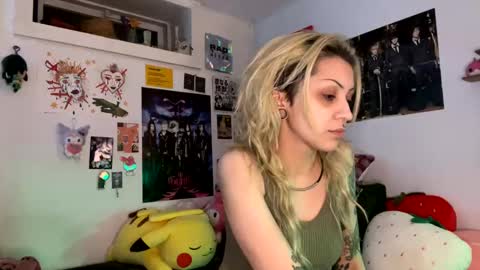 KIng Venus online show from December 22, 2024, 3:00 am