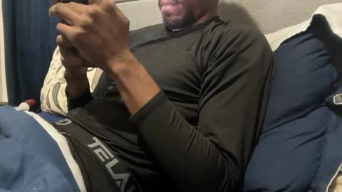 theeshooterr online show from February 3, 2025, 10:32 pm