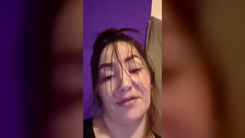 Snapshot of theesweetestshygrl1 chatting on July 31, 2026, 2:33 am theesweetestshygrl1 online show from July 31, 2026, 2:33 am