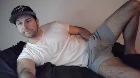 Theetwohander online show from December 20, 2025, 5:14 am