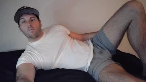 Theetwohander online show from April 23, 2026, 2:46 am