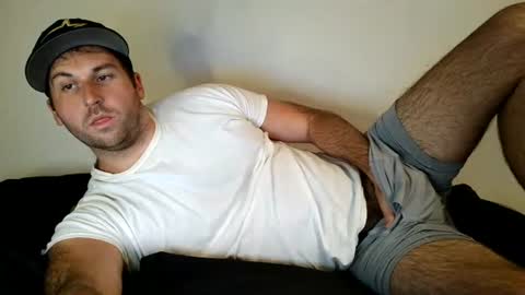 Snapshot of theetwohander chatting on June 18, 2026, 2:45 am Theetwohander online show from June 18, 2026, 2:45 am