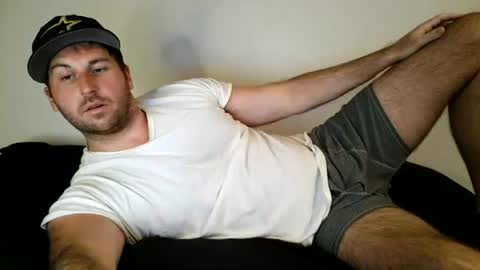 Snapshot of theetwohander chatting on July 5, 2026, 4:19 am Theetwohander online show from July 5, 2026, 4:19 am