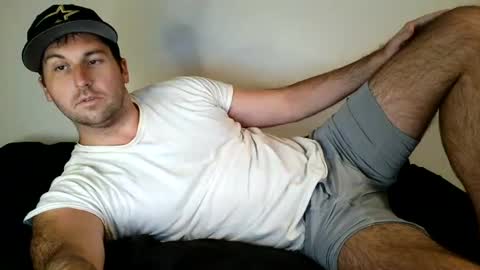 Snapshot of theetwohander chatting on July 14, 2026, 2:49 am Theetwohander online show from July 14, 2026, 2:49 am
