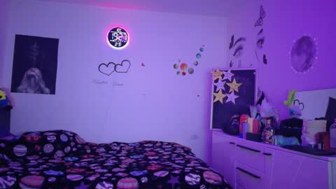 TheFarmergirl online show from February 10, 2026, 5:28 pm