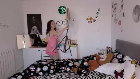 TheFarmergirl online show from April 21, 2026, 4:08 am