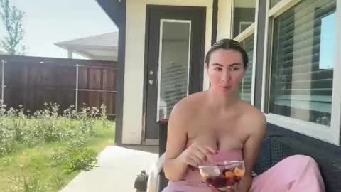 Snapshot of thefitfreak chatting on March 24, 2026, 8:03 pm Alyssa Rhoades online show from March 24, 2026, 8:03 pm