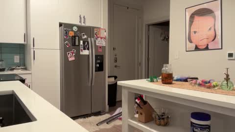 Snapshot of thegabzilla chatting on November 17, 2025, 11:10 pm thegabzilla online show from November 17, 2025, 11:10 pm