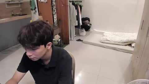 Green online show from October 31, 2025, 1:23 pm