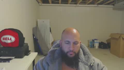 thehawaiian93 online show from December 3, 2025, 5:37 am