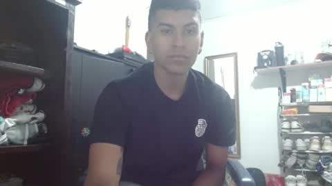 thehousedog online show from March 4, 2025, 4:06 am