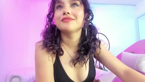 Theia  online show from February 8, 2025, 4:36 pm