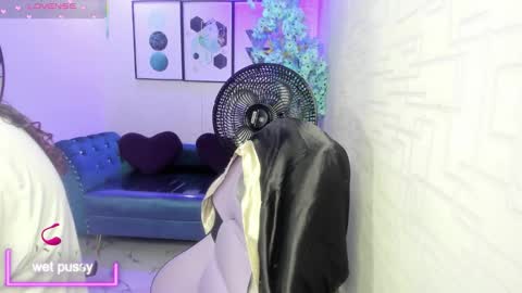 Theia  online show from October 3, 2025, 12:35 pm