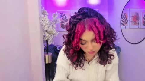 Theia  online show from October 9, 2025, 2:15 pm