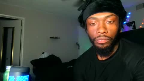 IXMCOUPLE444 online show from October 27, 2025, 12:58 am