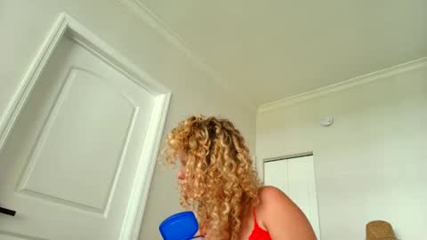 Lily Marie online show from March 3, 2025, 8:11 pm