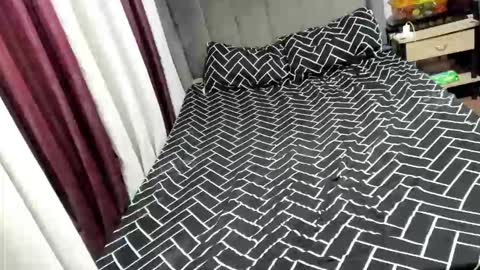 Saraya Meowk online show from April 23, 2026, 12:29 pm