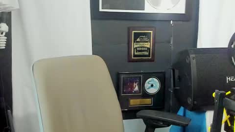 Goddess Nola online show from February 13, 2025, 7:10 pm