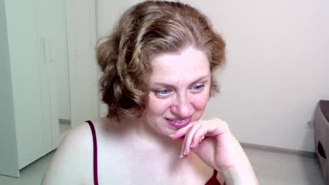 Ella online show from December 21, 2024, 6:52 am