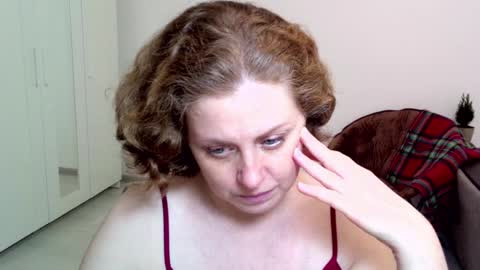 Ella online show from January 12, 2025, 2:52 pm