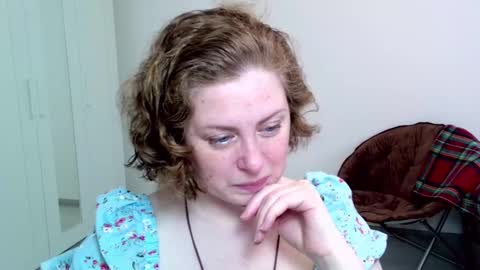 Ella online show from January 26, 2025, 7:53 am