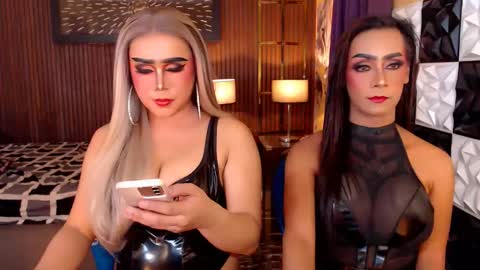 Paula online show from April 19, 2026, 5:29 am