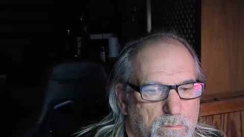 Snapshot of themasseure1 chatting on April 22, 2026, 9:33 am themasseure1 online show from April 22, 2026, 9:33 am