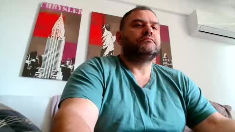 Snapshot of themastercomander chatting on May 5, 2026, 8:44 am Big Alpha Daddy Master online show from May 5, 2026, 8:44 am
