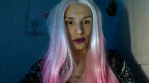 Lucy Lucy online show from December 7, 2024, 3:25 am