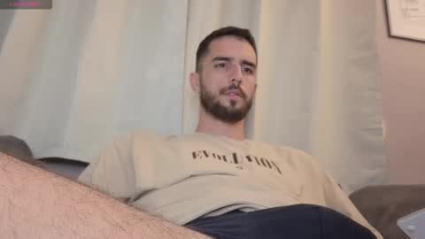 themmistokles online show from September 17, 2025, 7:59 pm