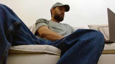 TheMonarchGoat online show from September 15, 2025, 7:25 pm