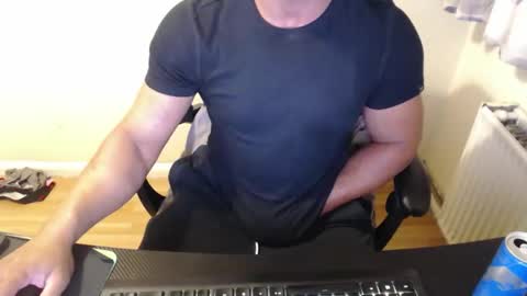 TheMuscleFactory online show from October 9, 2025, 6:17 pm