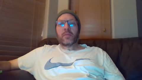 theo6974z online show from March 4, 2025, 12:12 pm