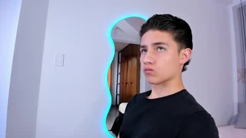  THEO- MATEO  online show from January 7, 2025, 1:57 pm