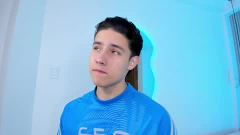  THEO- MATEO  online show from January 9, 2025, 2:07 pm