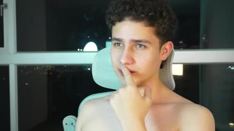  THEO- MATEO  online show from February 13, 2025, 2:34 am