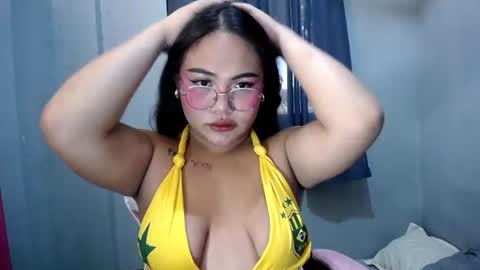 FRANCINE online show from June 28, 2026, 1:33 am