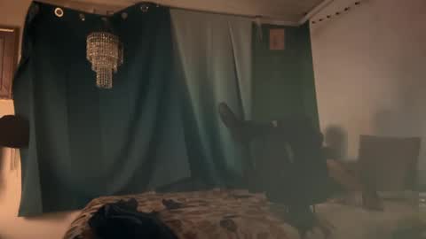 theonlyboi43ver online show from December 6, 2024, 8:37 am