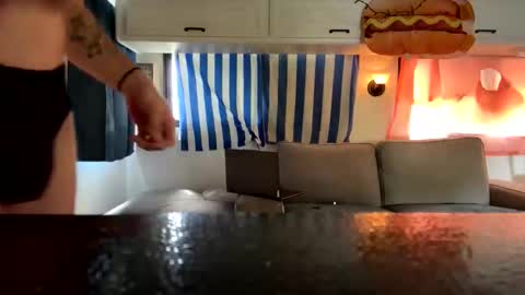 theonlyboi43ver online show from October 1, 2025, 4:24 pm