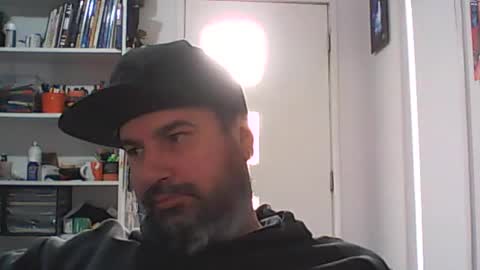 Snapshot of theozbeardguy chatting on June 15, 2026, 1:08 am aussiebeard online show from June 15, 2026, 1:08 am