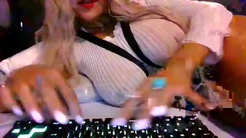 the peach princess  online show from September 16, 2025, 3:46 pm