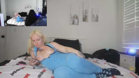 The Plug Love  Friends online show from November 22, 2025, 7:57 pm