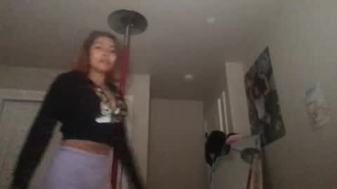 therain222 online show from April 24, 2026, 7:33 am