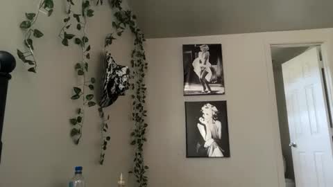 therealferrarii online show from March 30, 2026, 2:29 pm