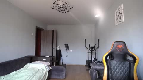 Nick   online show from September 13, 2025, 6:13 am