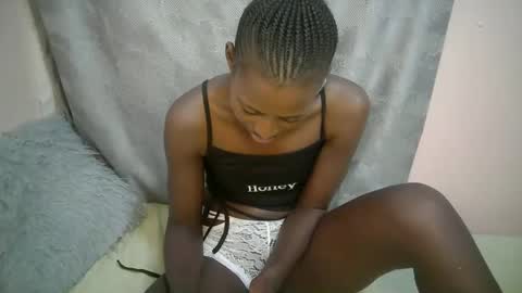 hearty online show from October 7, 2025, 7:11 pm